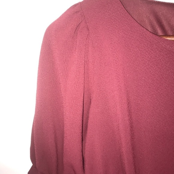 Women's Express Burgundy Short Sleeve Modest Dress - Picture 6 of 13